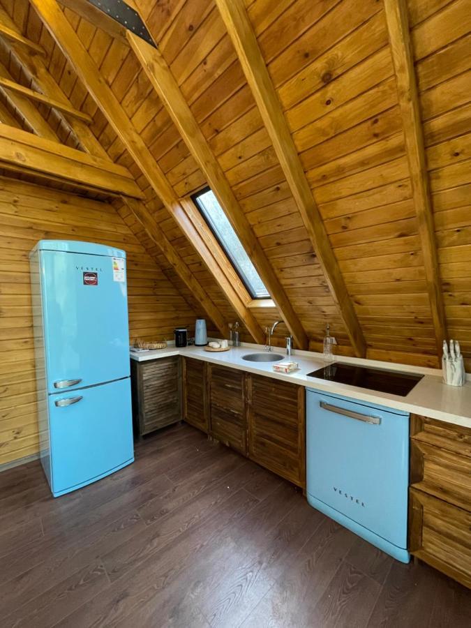 Panurlawoodenhouse Oezel Havuz& Sauna Mavi Екстериор снимка