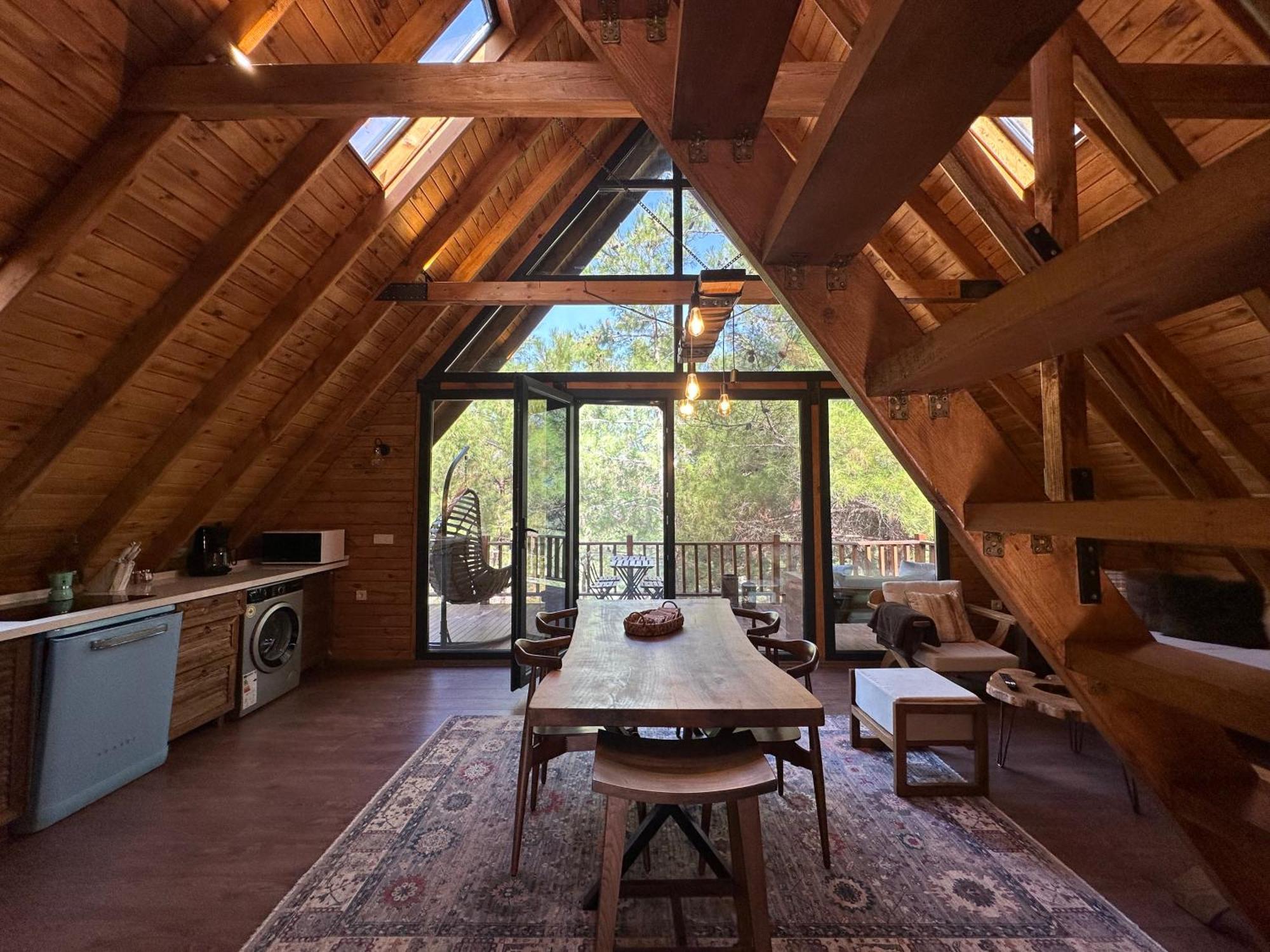 Panurlawoodenhouse Oezel Havuz& Sauna Mavi Екстериор снимка