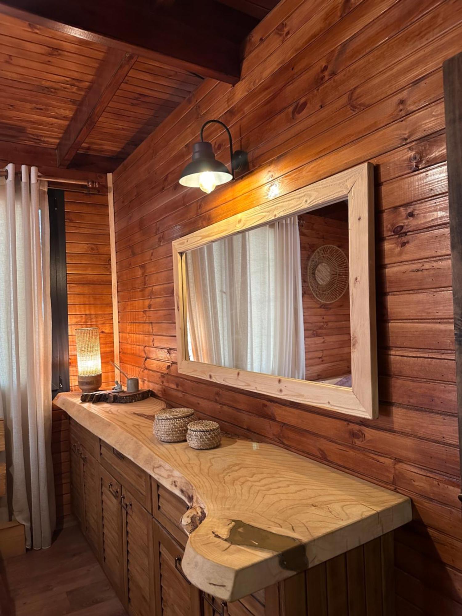 Panurlawoodenhouse Oezel Havuz& Sauna Mavi Екстериор снимка