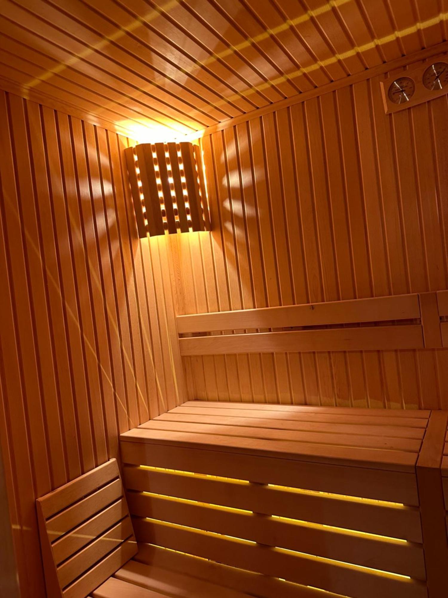 Panurlawoodenhouse Oezel Havuz& Sauna Mavi Екстериор снимка