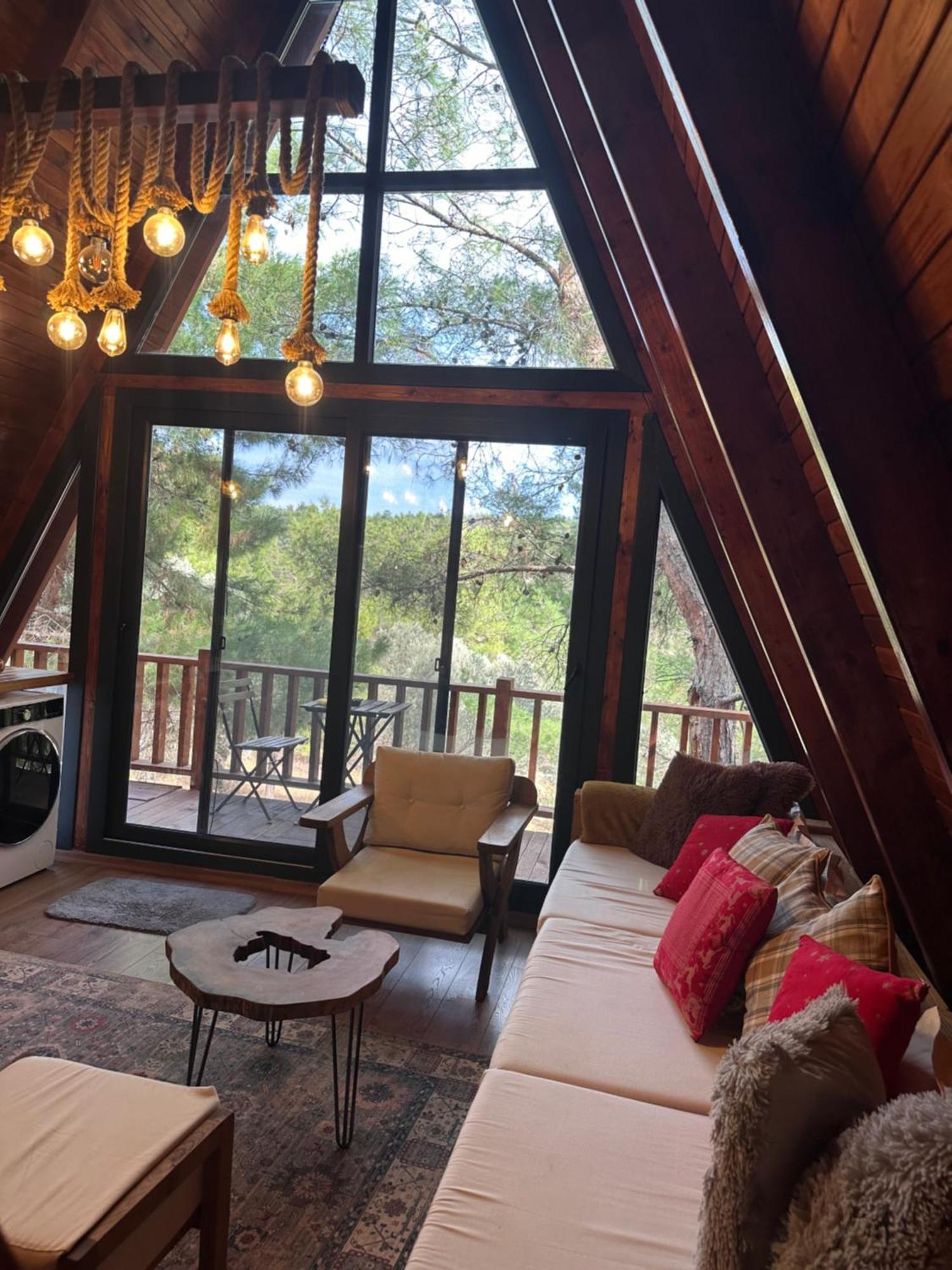 Panurlawoodenhouse Oezel Havuz& Sauna Mavi Екстериор снимка