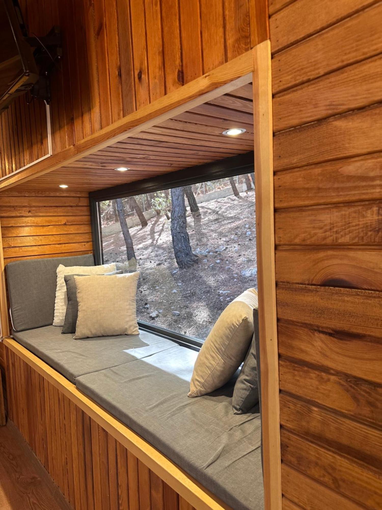Panurlawoodenhouse Oezel Havuz& Sauna Mavi Екстериор снимка