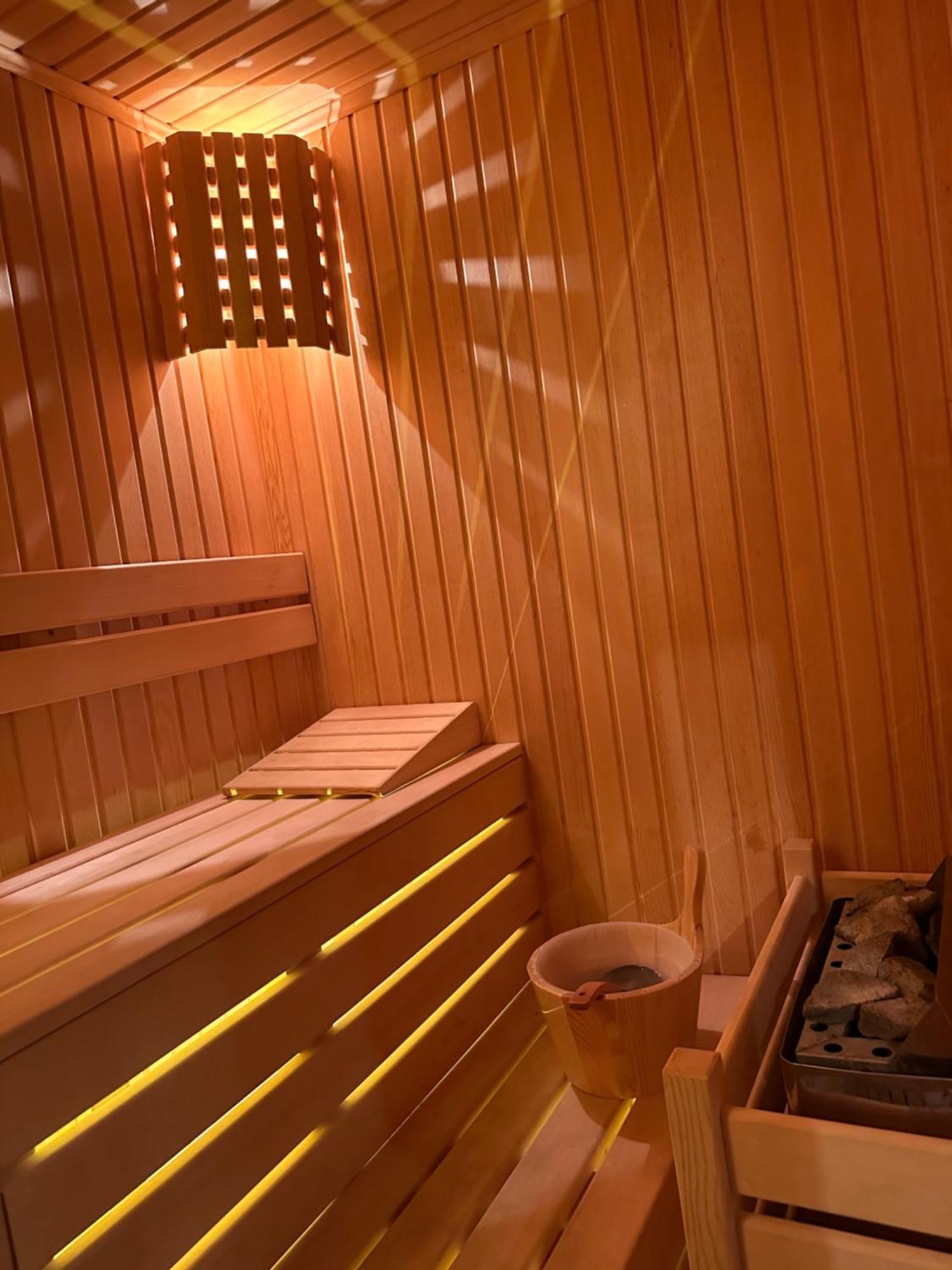 Panurlawoodenhouse Oezel Havuz& Sauna Mavi Екстериор снимка